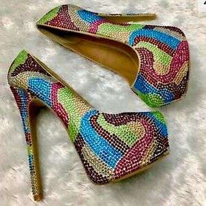 Steve Madden size 8 Multi-colored Crystal Rhinestone Platform Heel Pumps.